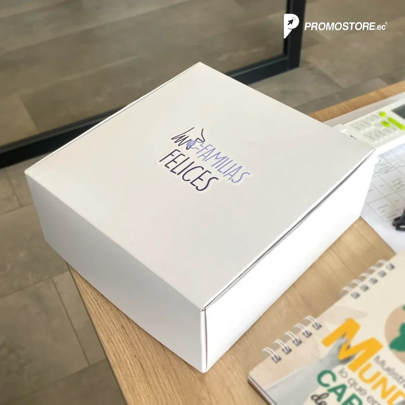 Vista previa 2 de Caja de regalo personalizado